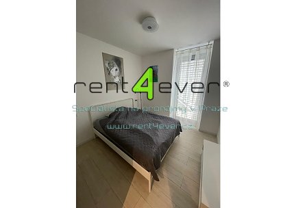 Pronájem bytu, Braník, Ludvíkova, byt 2+kk, 42 m2, novostavba, kompletně zařízený nábytkem, Rent4Ever.cz