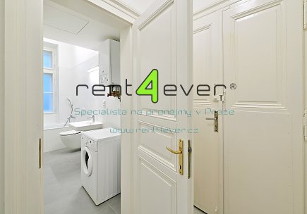 Pronájem bytu, Nové Město, Zlatnická, byt 1+1, 45.5 m2, cihla, po rekonstrukci, nevybavený nábytkem, Rent4Ever.cz