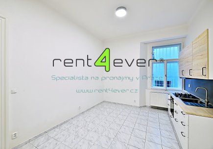 Pronájem bytu, Nové Město, Zlatnická, byt 1+1, 45.5 m2, cihla, po rekonstrukci, nevybavený nábytkem, Rent4Ever.cz