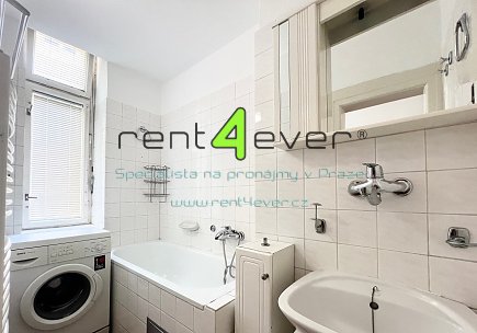 Pronájem bytu, Karlín, Za Poříčskou bránou, byt 3+1, 100 m2, částečně zařízený nábytkem, Rent4Ever.cz