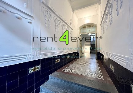 Pronájem bytu, Dejvice, Bubenečská, byt 3+1, 120 m2, po kompletní rekonstrukci, nezařízený , Rent4Ever.cz