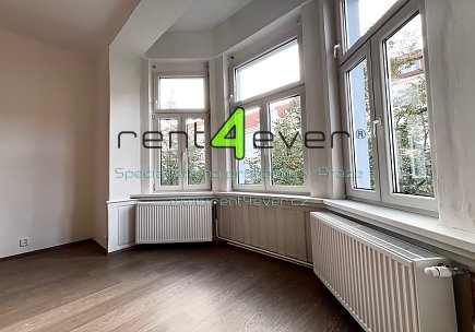 Pronájem bytu, Dejvice, Bubenečská, byt 3+1, 120 m2, po kompletní rekonstrukci, nezařízený , Rent4Ever.cz