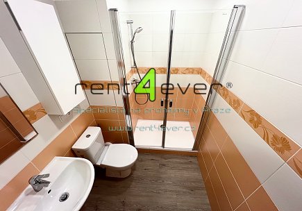 Pronájem bytu, Hostivař, Gercenova, byt 1+kk, 20 m2, po rekonstrukci, zařízený nábytkem, Rent4Ever.cz