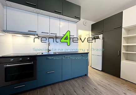 Pronájem bytu, Hostivař, Gercenova, byt 1+kk, 20 m2, po rekonstrukci, zařízený nábytkem, Rent4Ever.cz