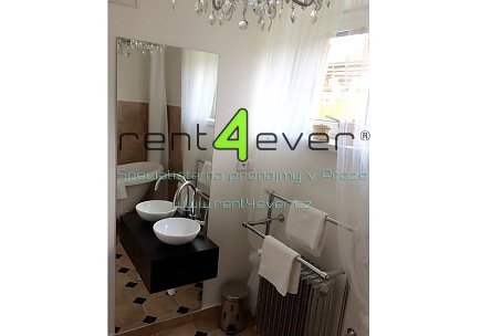 Pronájem bytu, Vršovice, Novorossijská, byt 2+kk, 35.7 m2, po rekonstrukci, zařízený nábytkem, Rent4Ever.cz