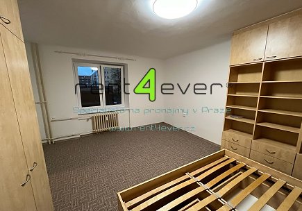 Pronájem bytu, Vršovice, Bělocerkevská, byt 1+1, 36.7 m2, po kompletní rekonstrukci, zařízený, Rent4Ever.cz