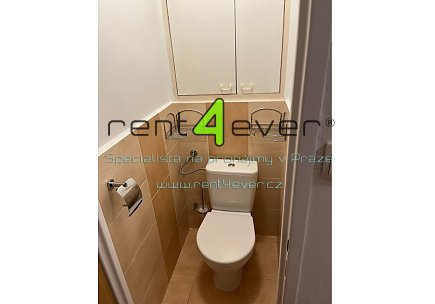 Pronájem bytu, Vršovice, Bělocerkevská, byt 1+1, 36.7 m2, po kompletní rekonstrukci, zařízený, Rent4Ever.cz