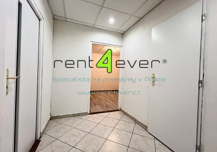 Pronájem bytu, Kladno – Kročehlavy, 3+1, 68 m2 + lodžie, po rekonstrukci, výtah, nezařízený, Rent4Ever.cz