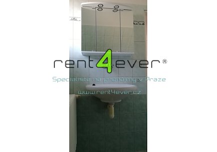 Pronájem bytu, Benešov, Jiřího Franka, byt 3+1, 78 m2 v RD, po rekonstrukci, balkon, nezařízený, Rent4Ever.cz