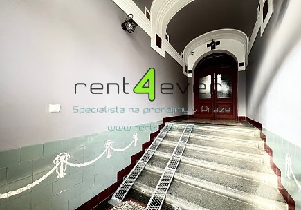 Pronájem bytu, Vinohrady, Vinohradská, byt 2+1, 51 m2, cihla, výtah, kompletně vybavený nábytkem, Rent4Ever.cz