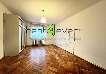 Pronájem bytu, Vinohrady, Korunní, byt 3+1, 110 m2, po rekonstrukci, částečně vybavený nábytkem, Rent4Ever.cz